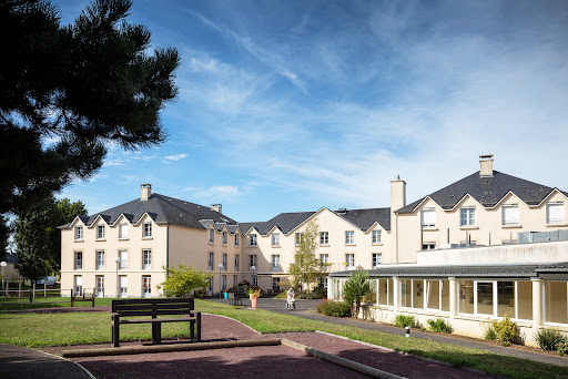 Photo de EHPAD Hom'Age - Résidence Les Pervenches à Anguerny (14610)