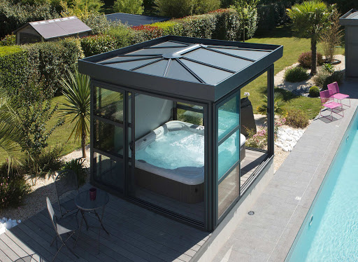 Photo de Ozenne Piscines & Spas / l'esprit piscine à Canisy (50750)