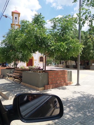 Photos of Estaci&oacute;n De Polocia Guamo