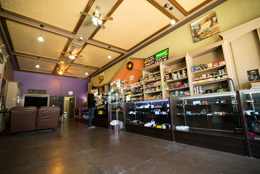 Burnin Earth Smoke Shop - Thumbnail