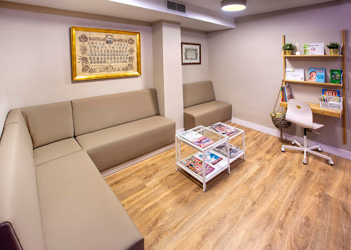 Dentista en Palencia, Dr. Alejandro Liébana. Gallery - Spain