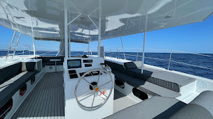 Photo n°43 de Bleu Evasion - Visite des calanques en bateau avec skipper à Marseille (Agence de visites touristiques)