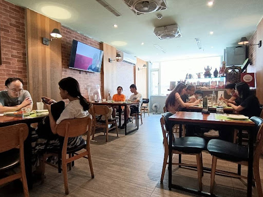 歡迎來到馬友友印度廚房，我們開放用餐了！內用免服務費!  post image