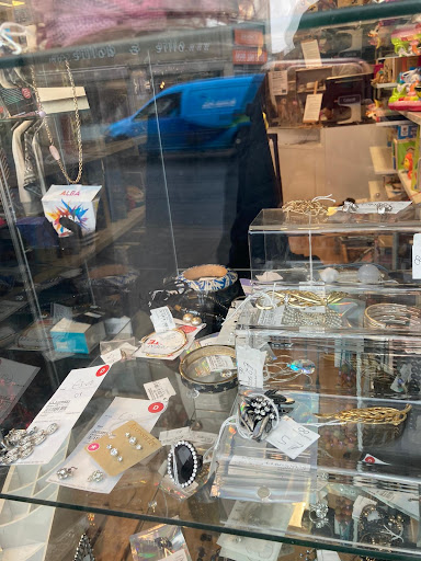 British Red Cross shop, Beckenham - Thumbnail