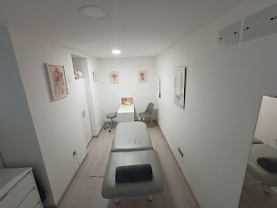 Photo n°7 de Cabinet ELUR Nieves Pérez Litago à Hendaye (Kinésithérapeute)