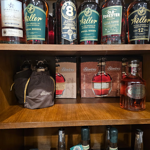 Archie's Tap & Table by null