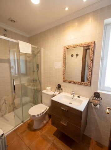 Hotel Don Carlos Cáceres by null