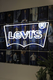Photo n°26 de Stone Grand déstockage Levis Pepe Jeans à Houilles (Magasin de vêtements)