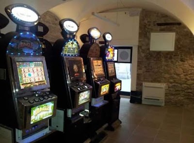 Sala giochi Delfico 51