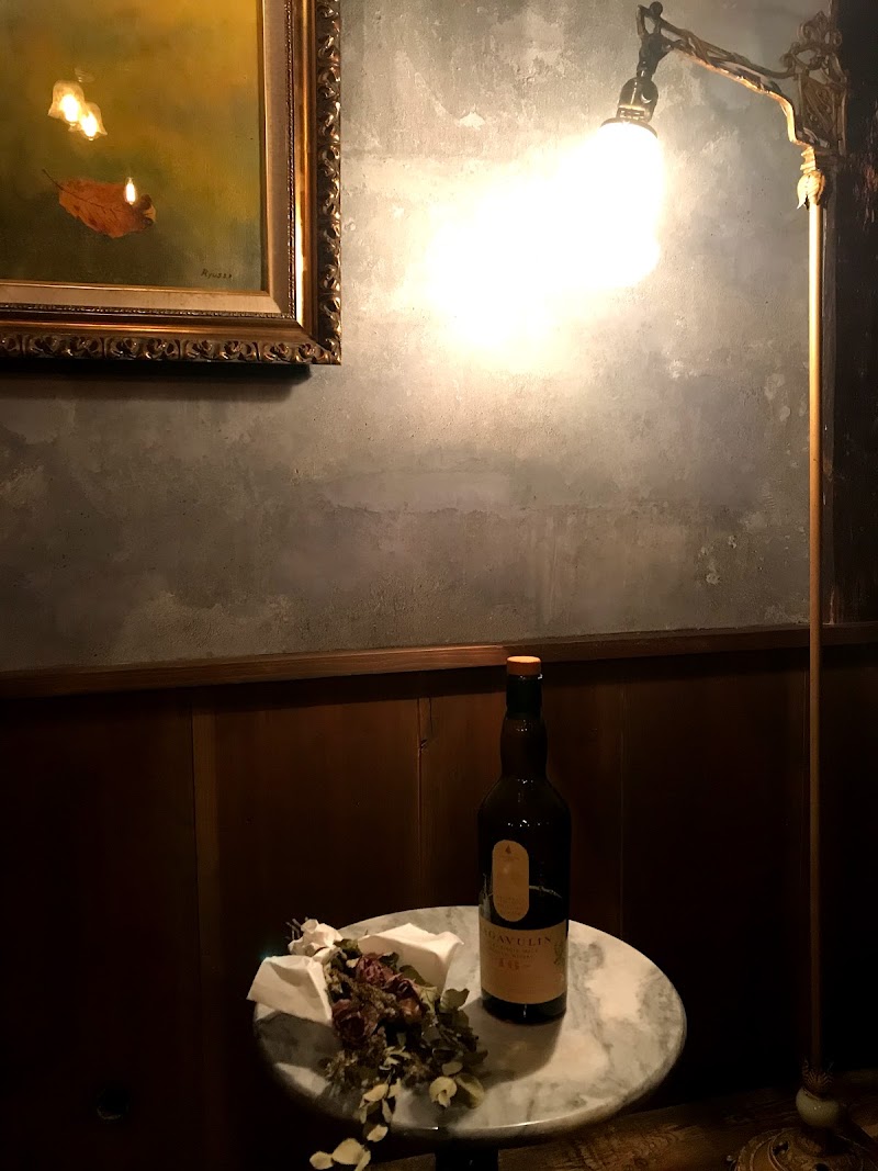 リリーアートカフェバー