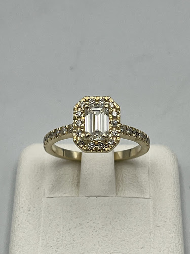 Comentarii opinii despre Pracownia złotnicza - Sławomir Sasin