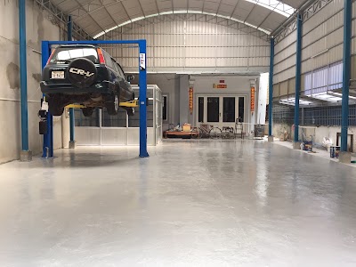 Photos of L A auto service យានដ្ធាន L A