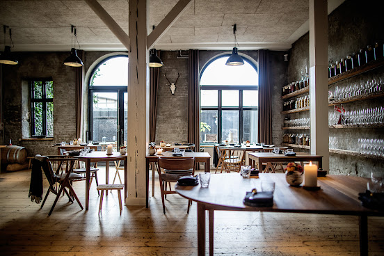 Restaurant Domestic by null