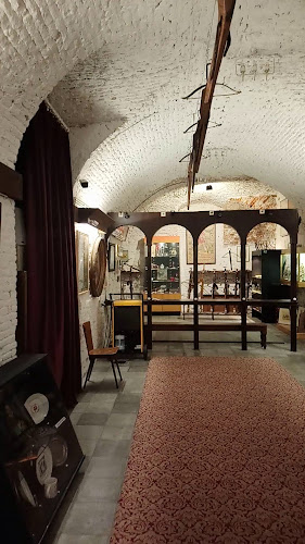 Beoordelingen van Groot Koninklijk Serment en van St-Joris der Kruisboogschutters in Brussel - Museum