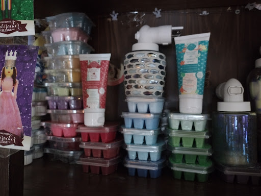Scents and More with Niki Diserio, Independent Scentsy Consultant - Thumbnail
