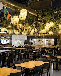 Photo n°78 de L'Ilot - Halles Gourmandes à Saint-Paul-Trois-Châteaux (Bar)