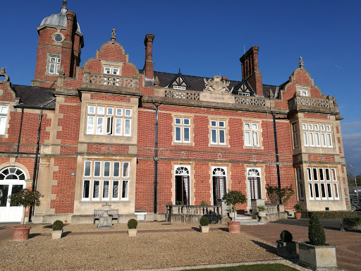 Howbery Business Park Logo