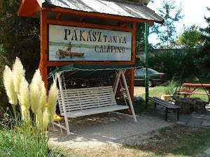 Camping Pákász