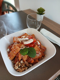 Photo n°7 de PARINAMA restaurant salon de thé et salle de yoga à Buzet-sur-Tarn (Centre de yoga)