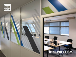 Photo n°4 de iDzif Pro à Hesdigneul-lès-Béthune (Magasin d'enseignes)