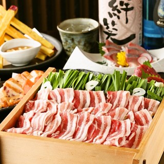 黒豚・桜島鶏 芋蔵 池袋東口店