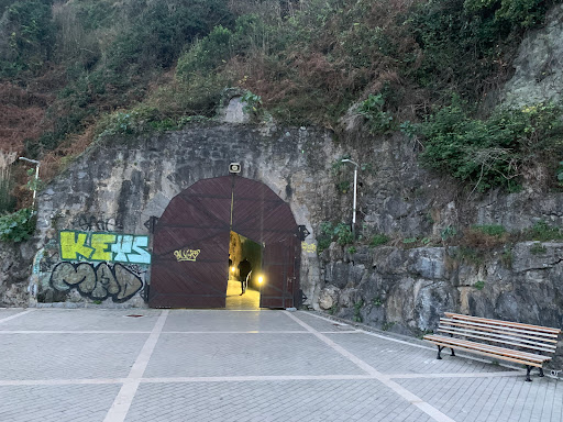 El Túnel (salida al mar) - Thumbnail