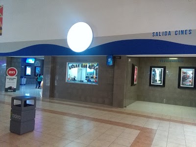 Photos of Albacinema Puerto Barrios