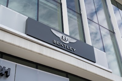 Bentley Honolulu