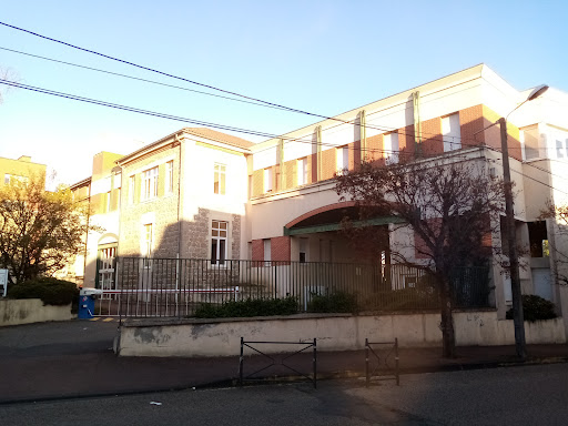 Photo de LE CENTRE HOSPITALIER DE ST-JUST-LA-PENDUE à Saint-Just-la-Pendue (42540)