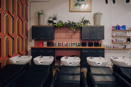 South Main District Salon - Thumbnail
