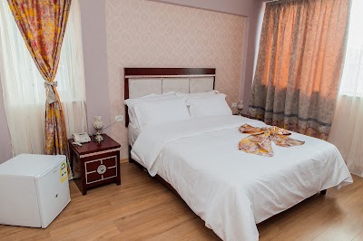 BRITISH HOTEL KORCE