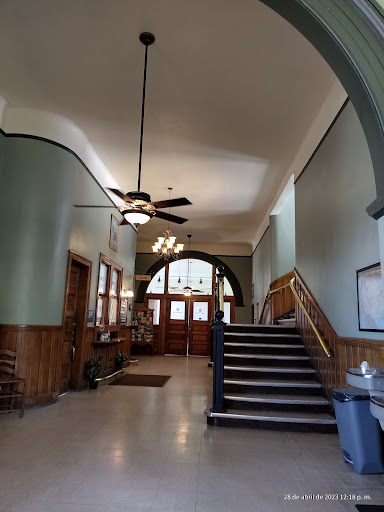 American Rocky Mountaineer - Thumbnail