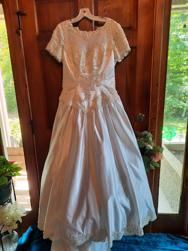 Bridalgownscollection.com - Visual