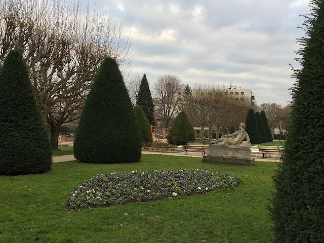 Square Maréchal Joffre