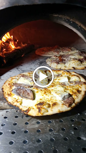 Photo 4 - La Pizza au feu de bois
