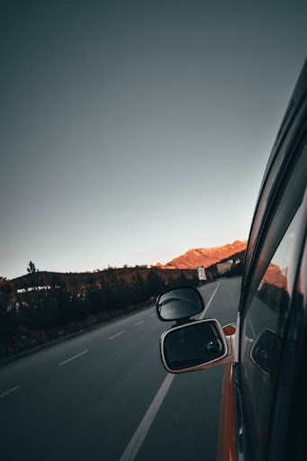 Go Metro Taxi & Limo - Detroit Airport Cars & Executive Ride Service