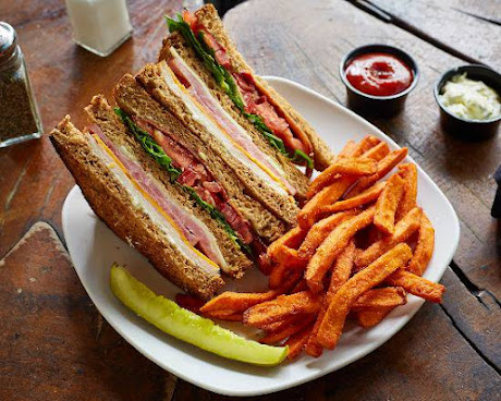 The Nook on Piedmont Park by null