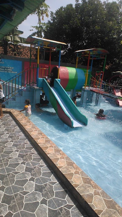 Photos of Kolam Renang Tirta Agung