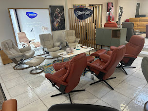 Photo n°9 de Les Experts Meubles Guiral Espère à Espère (Magasin de canapés)