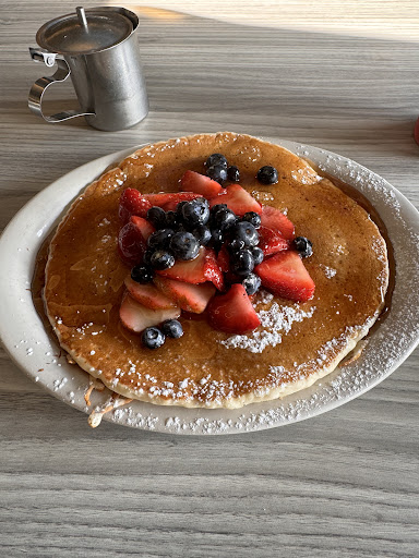 Pandolfi's Mattapoisett Diner - Thumbnail
