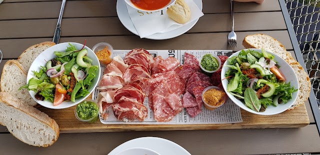 Restaurant Rivers Marnemoende