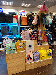 Photo n°6 de Maroquinerie Le Caïman à Cherbourg-en-Cotentin (Magasin de maroquinerie)