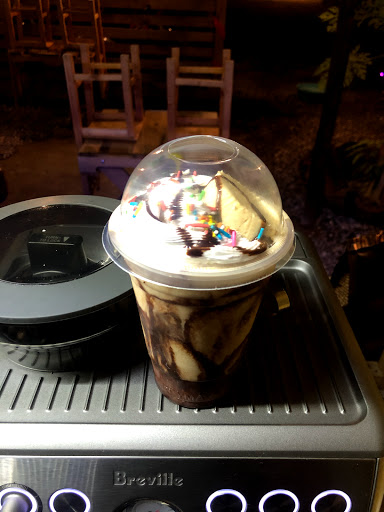 Roller Café - Visual