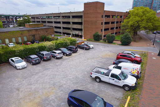 Parkway Parking - 14th & Main - Thumbnail