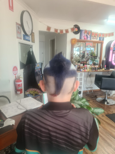 Bobbie's Cuts - Visual