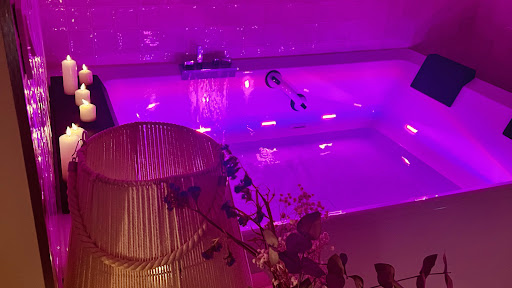 Photo de Aigue-Marine Spa Privatif