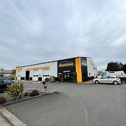 Photo n°18 de BestDrive - Kertrucks Pneus à Romagné (Magasin de pneus)