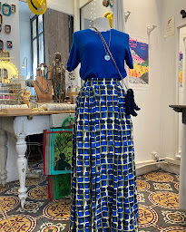 Photo n°7 de Manon Martin à Saintes-Maries-de-la-Mer (Magasin de vêtements)