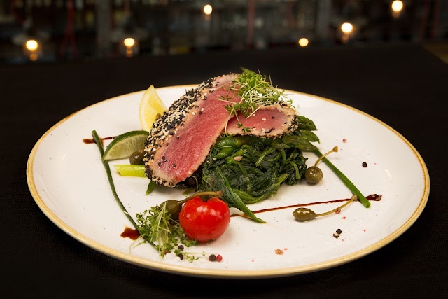 THE ASH - American Steak House