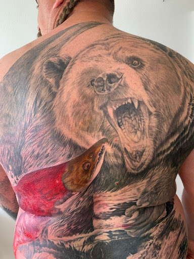 Golden Arrow Tattoo Hohenmoor - Thumbnail